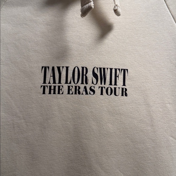 Taylor Swift Cream Hoodie - The Eras Tour NEW Hooded Sweatshirt XS extra small - Picture 3 of 9